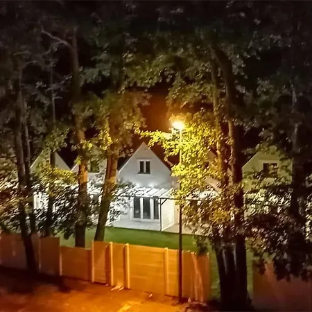 펜션 2 Bedroom Cozy Home In Miedzywodzie *